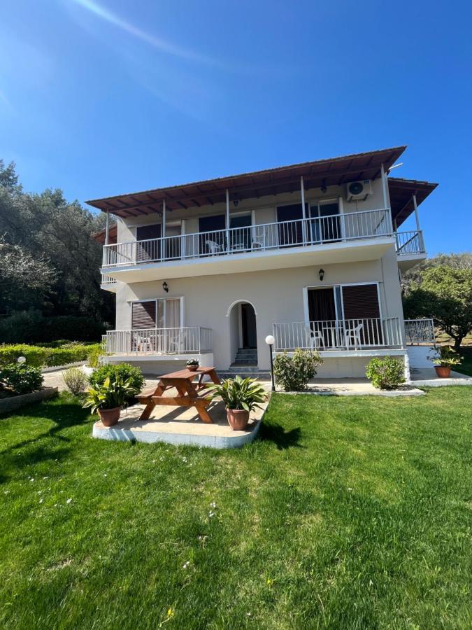 Ilias Apartments Dassia By Hotelius Luaran gambar