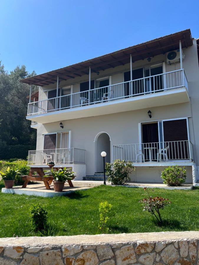 Ilias Apartments Dassia By Hotelius Luaran gambar