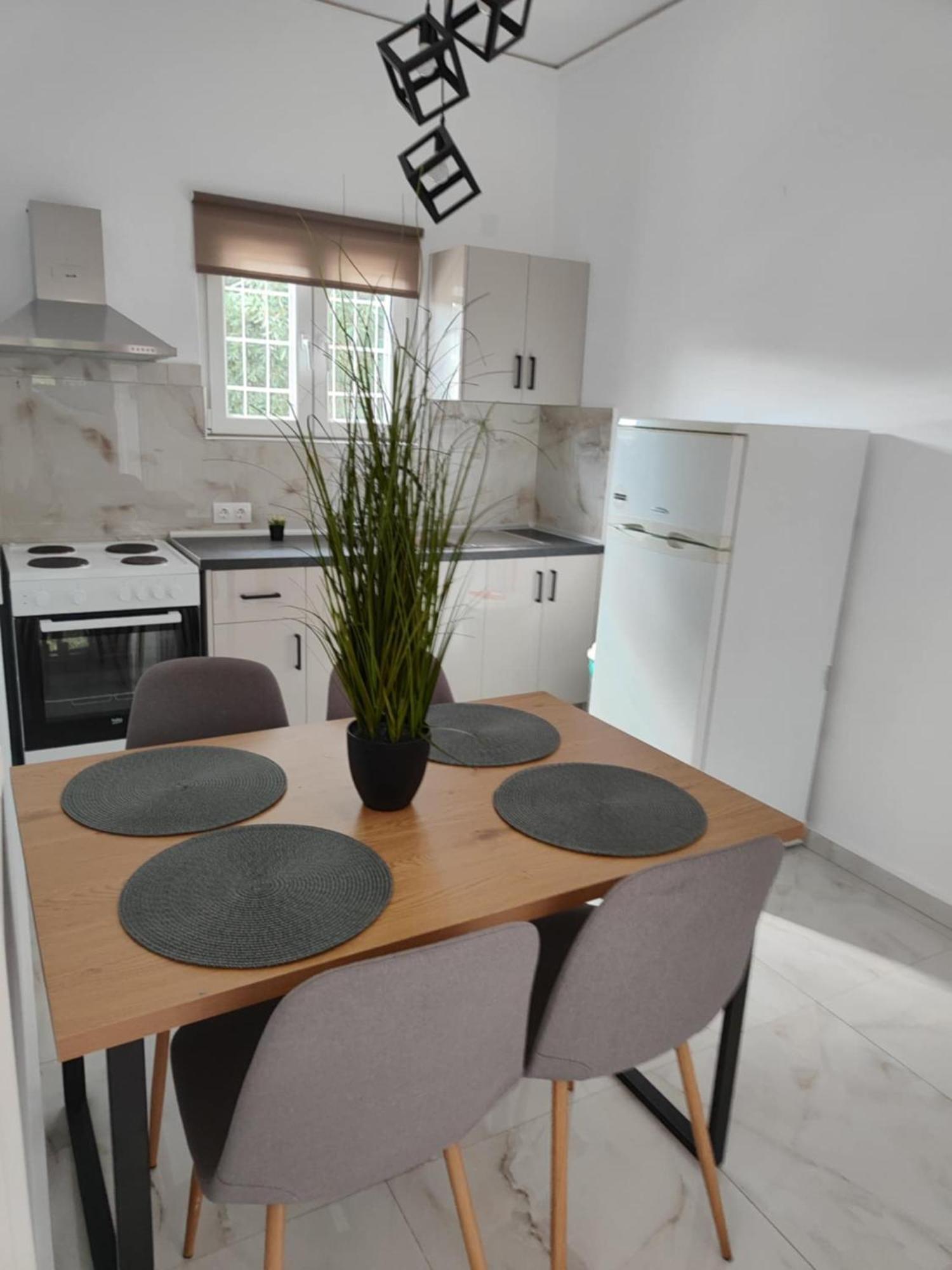 Ilias Apartments Dassia By Hotelius Luaran gambar